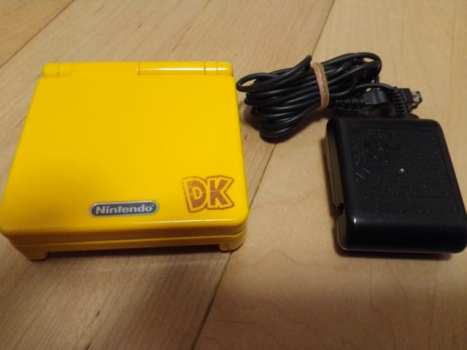 Donkey Kong Game Boy Advance SP