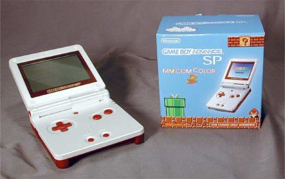 Game Boy Advance SP Famicom Color