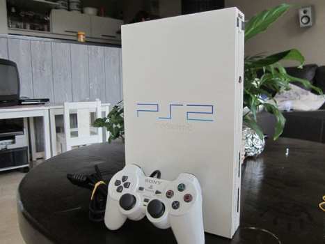 Ceramic White PlayStation 2