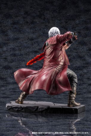 Devil May Cry 5 Figures (26)