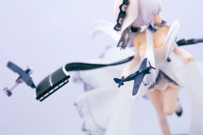 Azur Lane Illustrious Figure