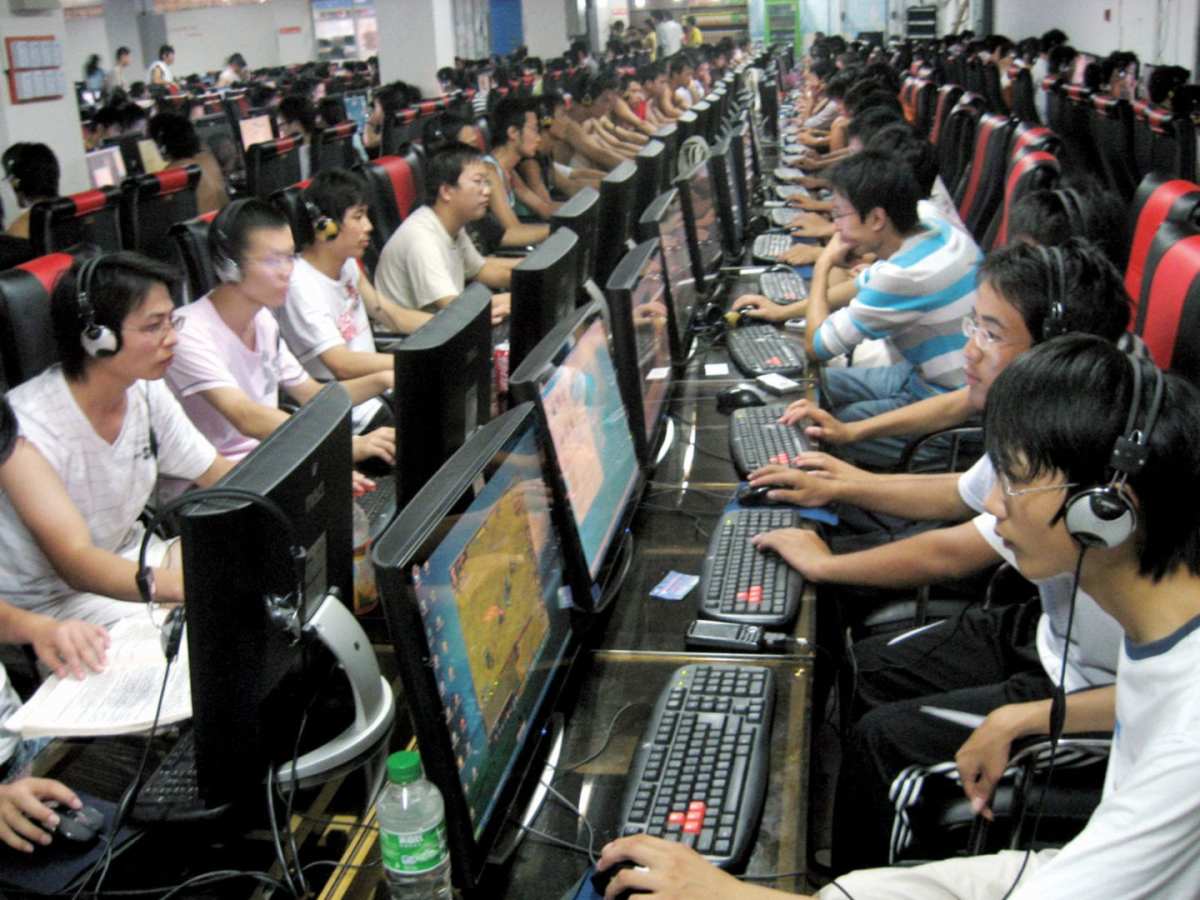 china, video game, regulation, curfew, internet cafe