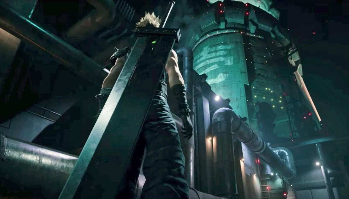 Opening the mini map in Final Fantasy VII Remake