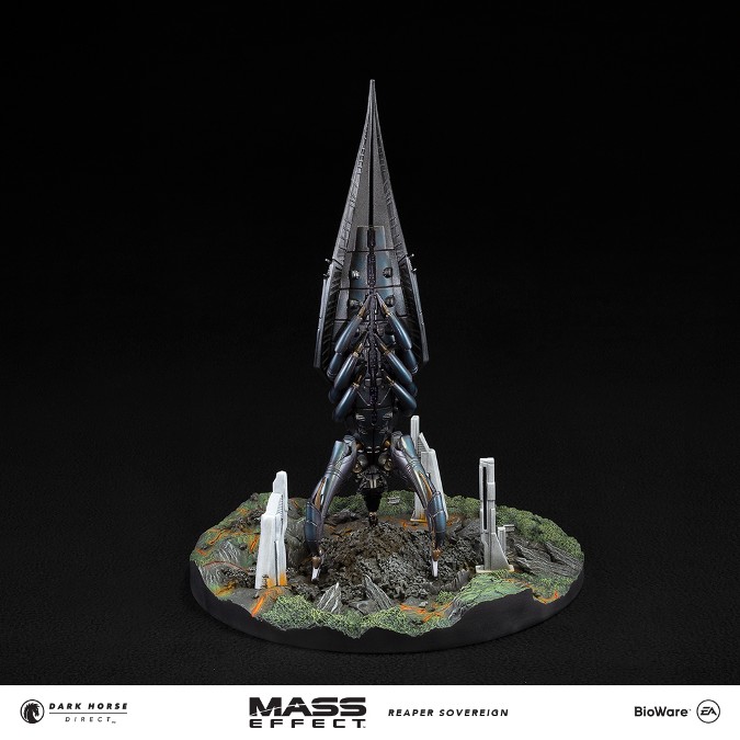Mass Effect Reaper Sovereign Statue