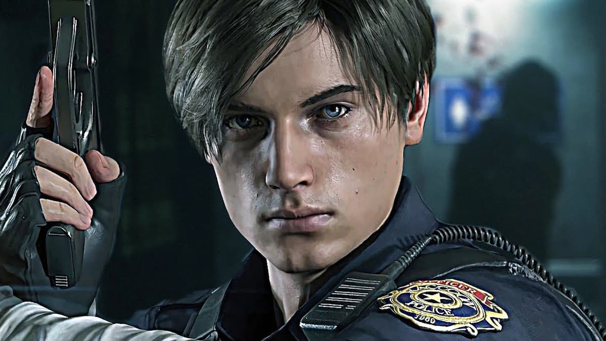 Leon standing at the ready in Resident Evil 2 Remake