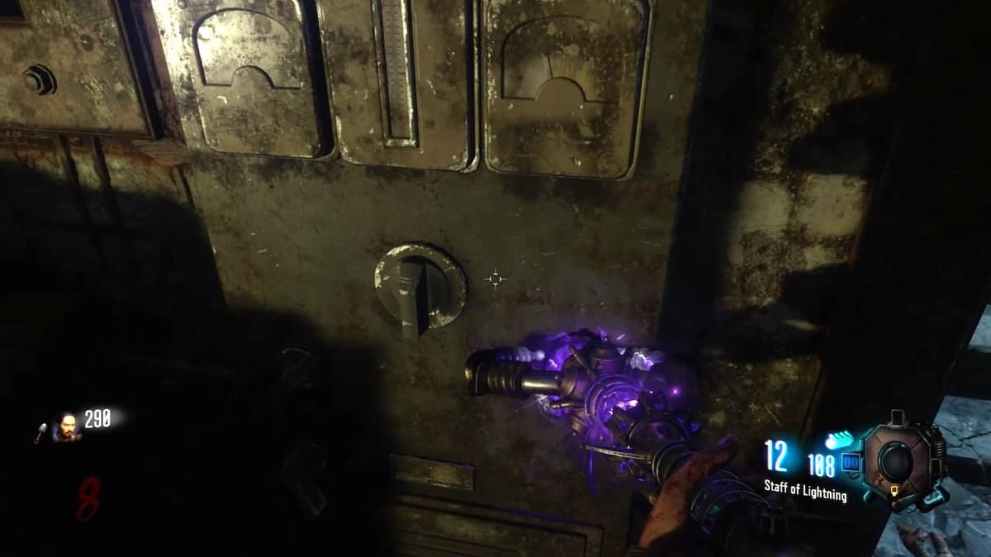 How to Get & Upgrade the Origins Lightning Staff in Zombies Chronicles ...