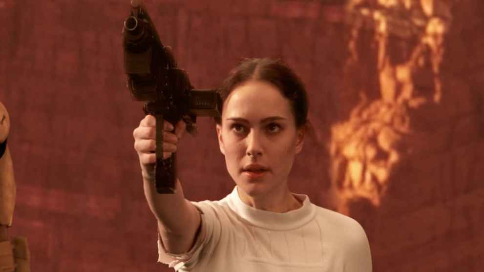 Padme at the Battle of Geonosis.