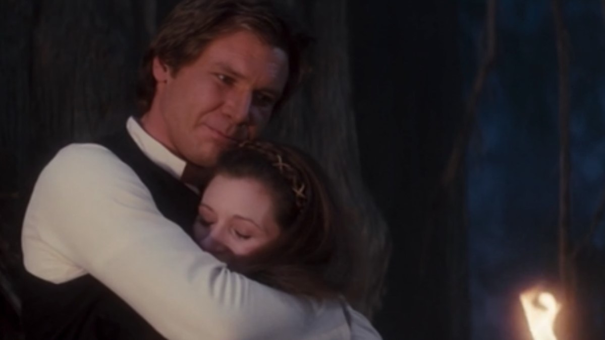 Han and Leia hugging