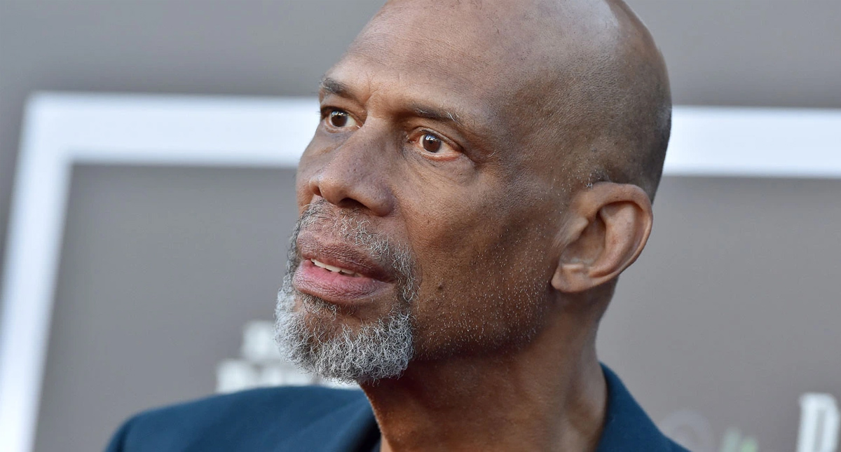 Is Kareem Abdul-Jabbar in Glass Onion: A Knives Out Mystery
