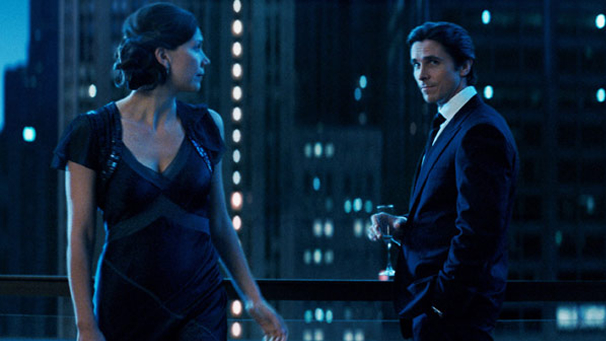 Maggie Gyllenhall as Rachel and Christian Bale as Bruce Wayne in The Dark Knight.