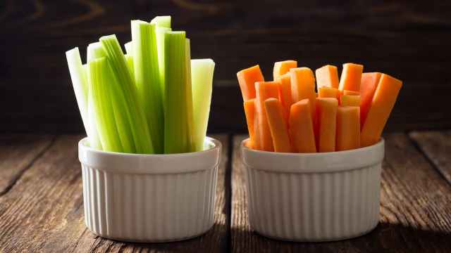 Celery sticks and carrot sticks