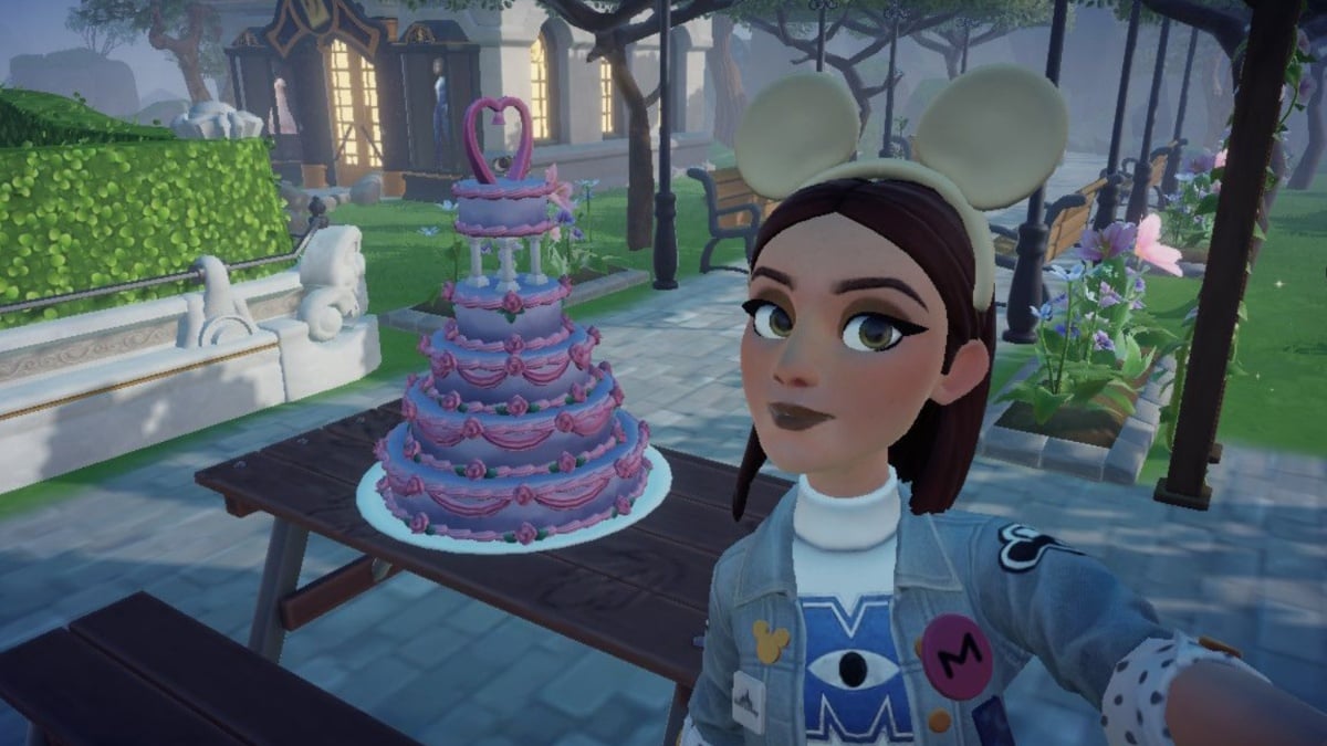 Wedding Cake selfie in Disney Dreamlight Valley