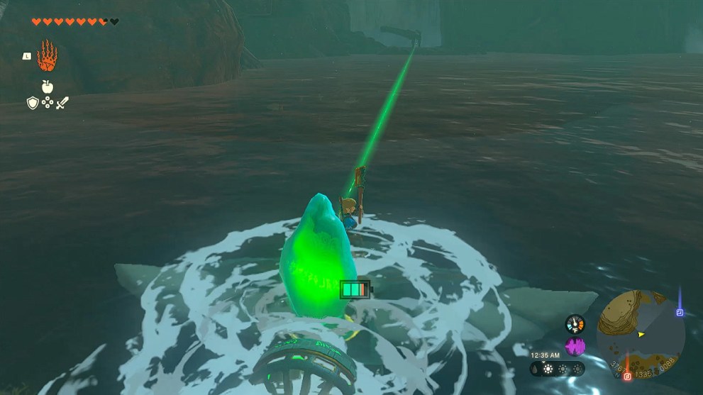 Link crosses the lake to reach Jochi-Ihiga shrine in Zelda TOTK.