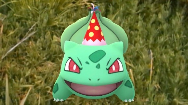 An event Bulbasaur with a party hat, as found in Pokemon GO