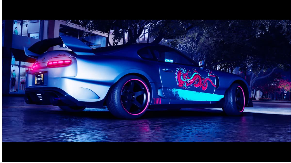 سيارة تويوتا معدلة مع تنين ياباني على جانبها في The Crew Motorfest