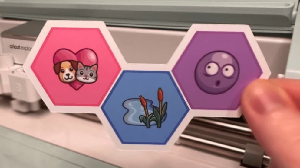 Custom Trait Stickers for The Sims 4