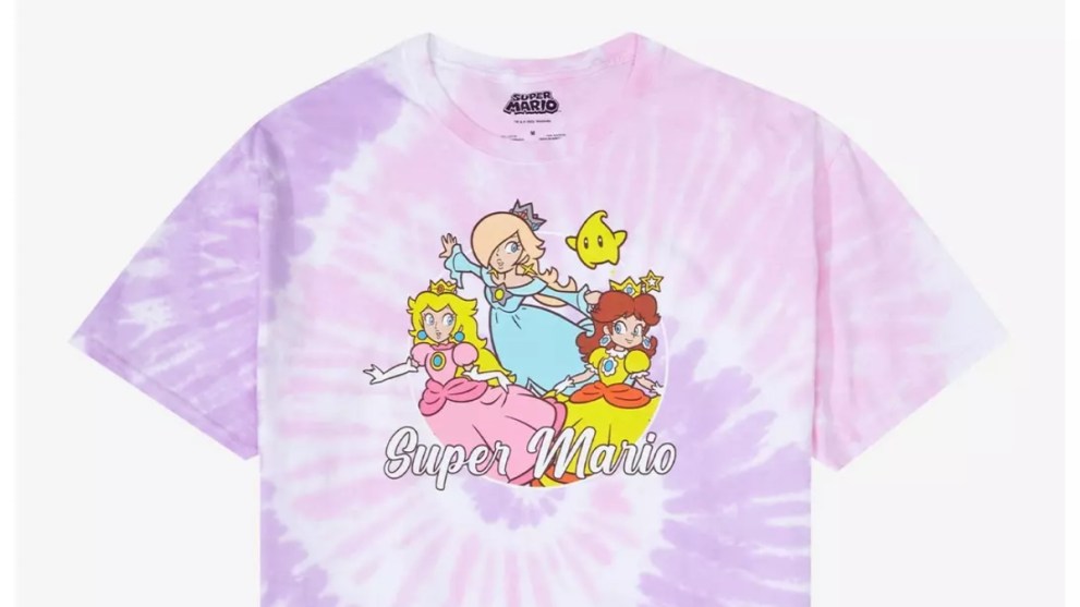 A shirt depicting Princess Peach, Rosalina and a Luma, and Princess Daisy, perhaps in the midst of saying "HI I'M DAISY"