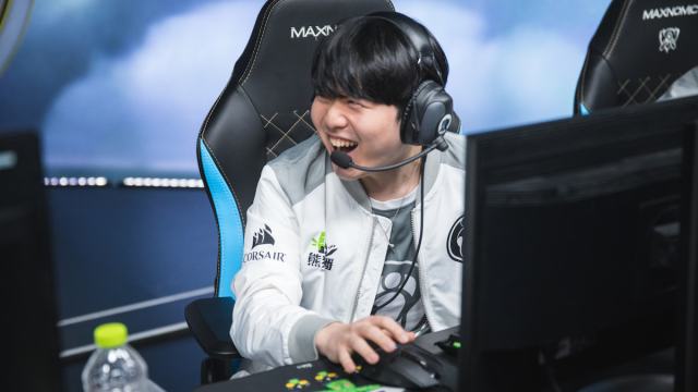 Rookie after a game at the 2018 League of Legends World Championship
