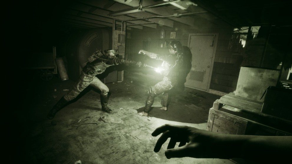A monster attacking a survivor in The Outlast Trials.