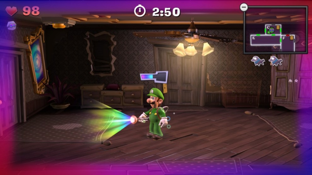 Luigi and his flashlight in Luigi's Mansion 2