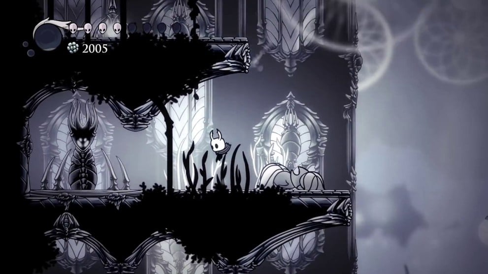 The Hollow Knight heading to a recharge point