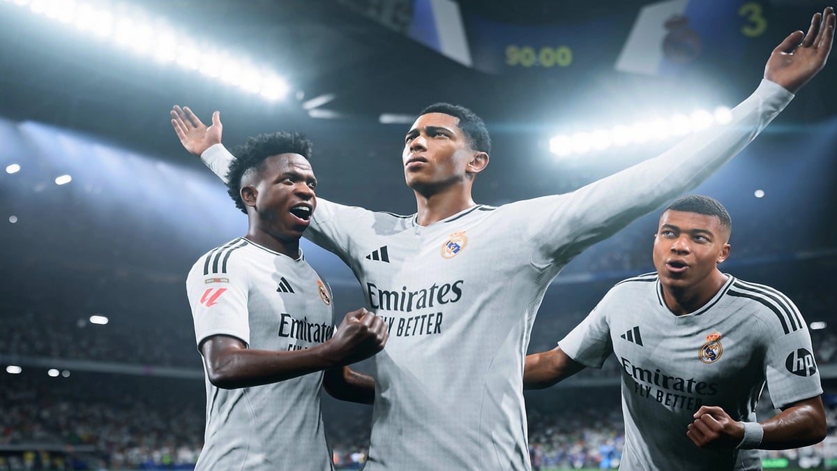 EA FC 25 Expected Web App & Companion App Release Dates - players celebrating in the middle of the field