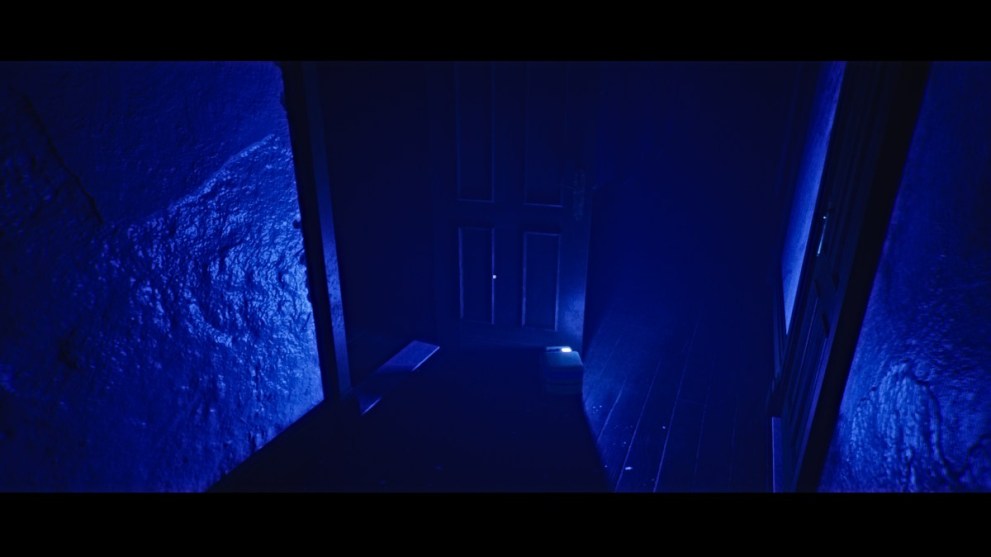 Blue ambulance toy in LUTO