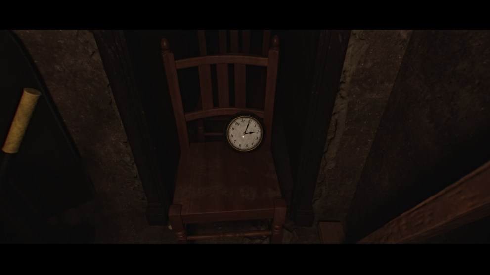 Clock on chair in LUTO