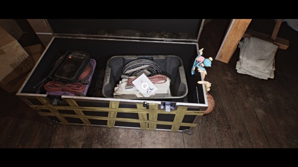 Open chest with monkeys in LUTO